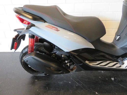 Piaggio MP3 - Afbeelding 10 van 14