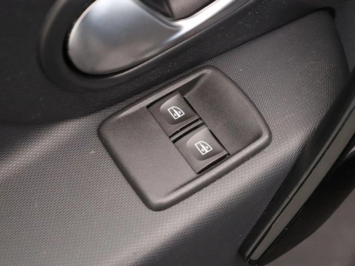 Dacia Logan - Afbeelding 16 van 30