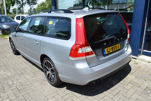 Volvo V70 - Afbeelding 3 van 25
