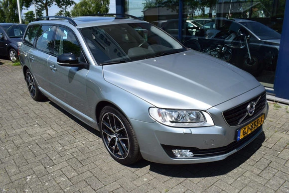 Volvo V70 - Afbeelding 4 van 25