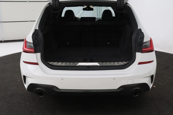 BMW 3 Serie - Afbeelding 18 van 30
