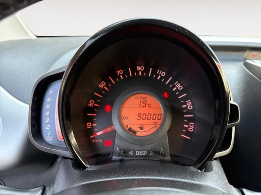 Toyota Aygo - Afbeelding 21 van 28