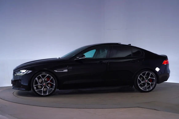 Jaguar XE - Afbeelding 3 van 30