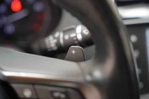Jaguar XE - Afbeelding 23 van 30