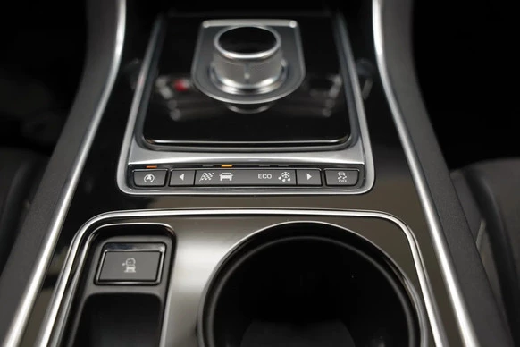 Jaguar XE - Afbeelding 26 van 30