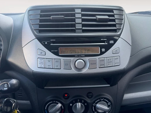Suzuki Alto - Afbeelding 16 van 23