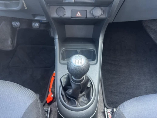Suzuki Alto - Afbeelding 18 van 23