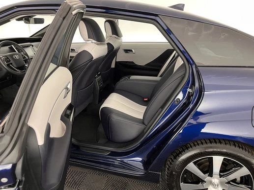 Toyota Mirai - Afbeelding 9 van 30