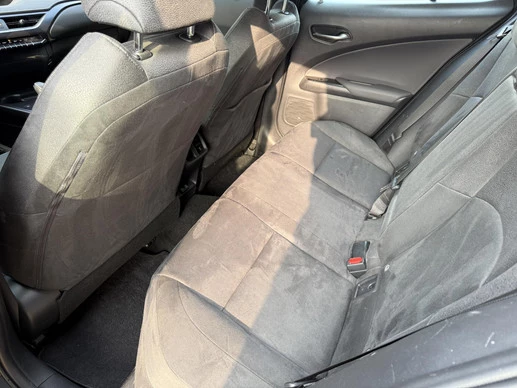 Lexus UX - Afbeelding 7 van 30