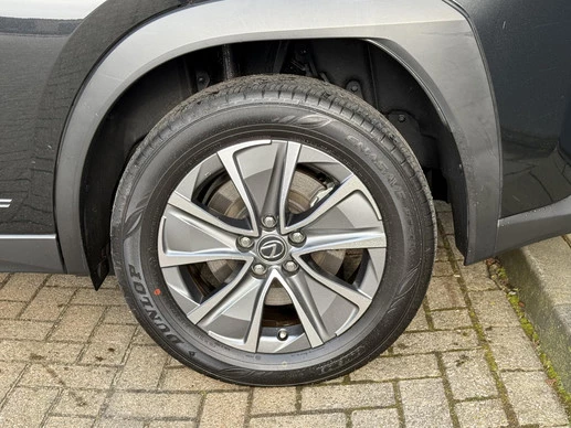 Lexus UX - Afbeelding 11 van 30