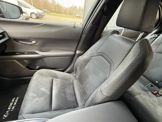 Lexus UX - Afbeelding 20 van 30