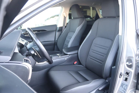 Lexus NX - Afbeelding 16 van 30