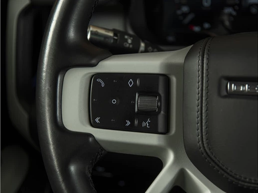 Land Rover Defender - Afbeelding 22 van 26