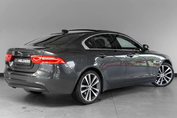 Jaguar XE - Afbeelding 4 van 30