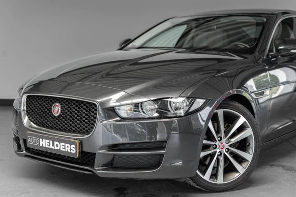 Jaguar XE - Afbeelding 20 van 30