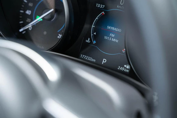 Jaguar XE - Afbeelding 26 van 30