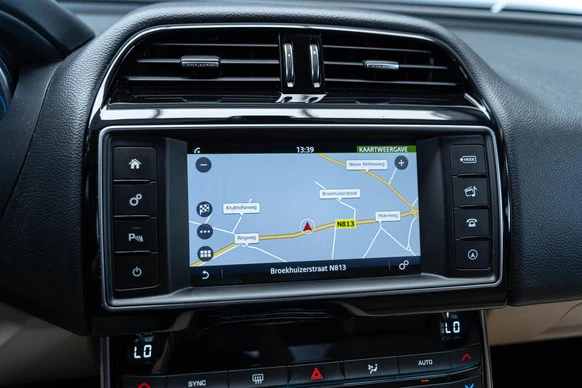 Jaguar XE - Afbeelding 30 van 30