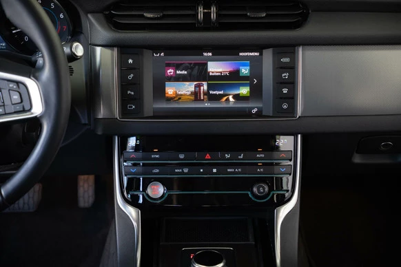 Jaguar XF - Afbeelding 19 van 30