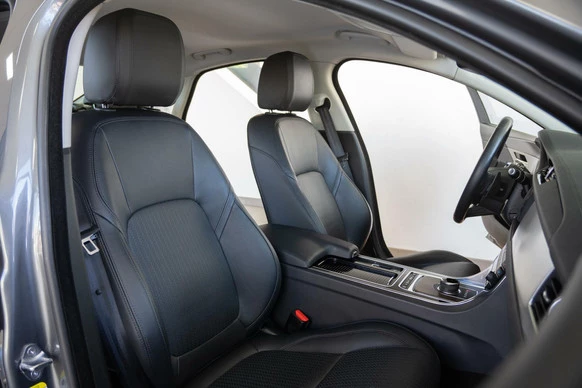Jaguar XF - Afbeelding 27 van 30
