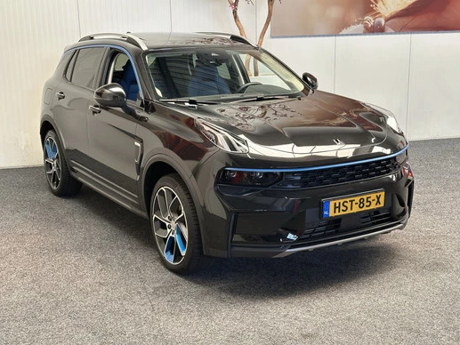 Lynk & Co 01 - Afbeelding 1 van 30