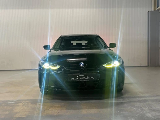 BMW i4 - Afbeelding 21 van 21