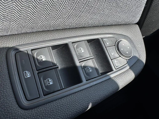 Renault Clio - Afbeelding 14 van 19