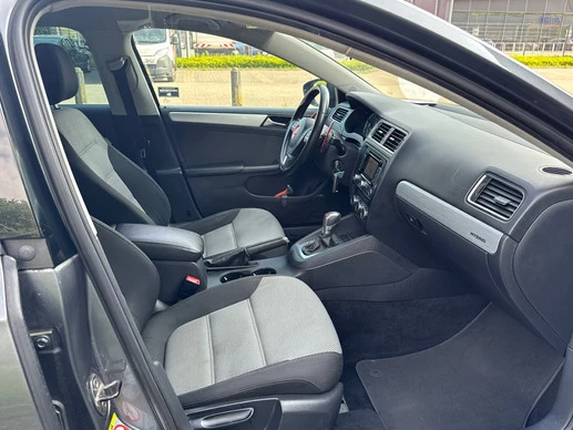 Volkswagen Jetta - Afbeelding 4 van 20