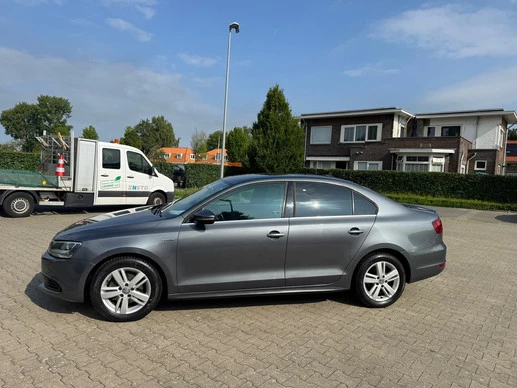 Volkswagen Jetta - Afbeelding 16 van 20