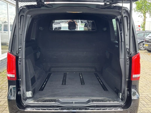Mercedes-Benz V-Klasse - Afbeelding 14 van 30
