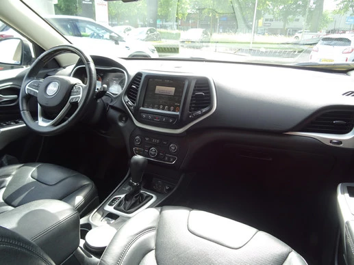 Jeep Cherokee - Afbeelding 16 van 30
