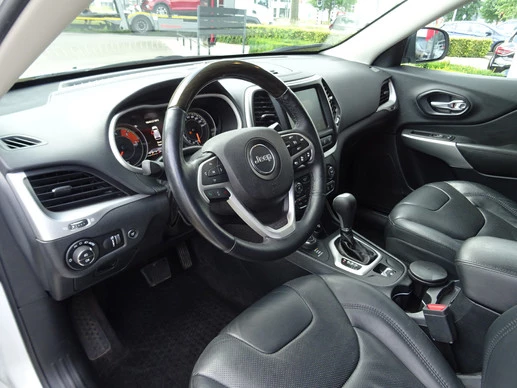 Jeep Cherokee - Afbeelding 18 van 30