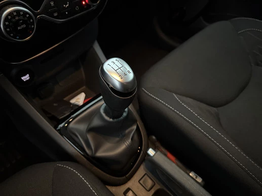 Renault Clio - Afbeelding 27 van 30