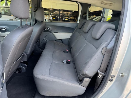 Dacia Lodgy - Afbeelding 16 van 22