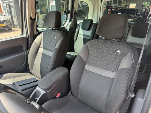Renault Kangoo - Afbeelding 10 van 17