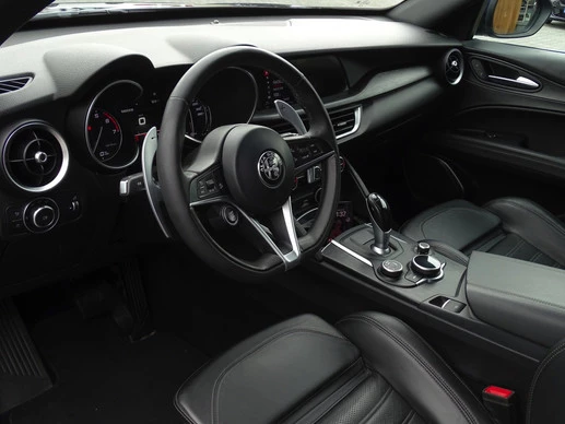 Alfa Romeo Stelvio - Afbeelding 15 van 30