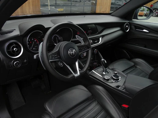 Alfa Romeo Stelvio - Afbeelding 16 van 30