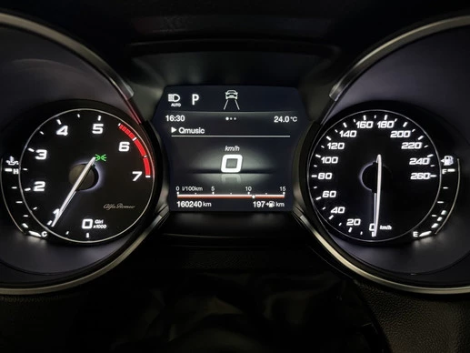 Alfa Romeo Stelvio - Afbeelding 18 van 30