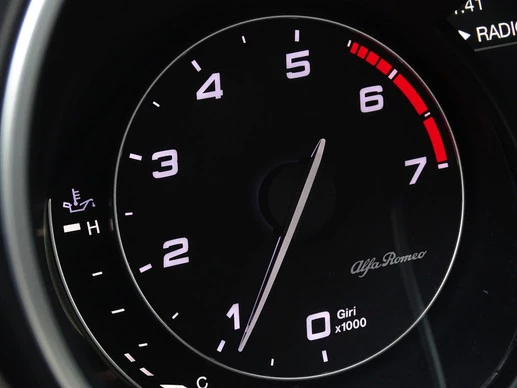 Alfa Romeo Stelvio - Afbeelding 22 van 30