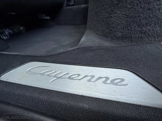 Porsche Cayenne - Afbeelding 23 van 30