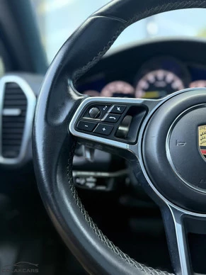 Porsche Cayenne - Afbeelding 26 van 30