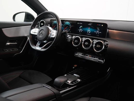 Mercedes-Benz A-Klasse - Afbeelding 2 van 28