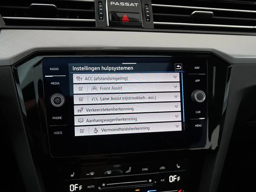Volkswagen Passat - Afbeelding 19 van 30