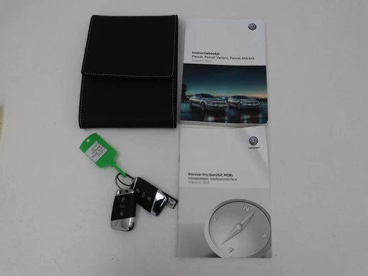 Volkswagen Passat - Afbeelding 14 van 30