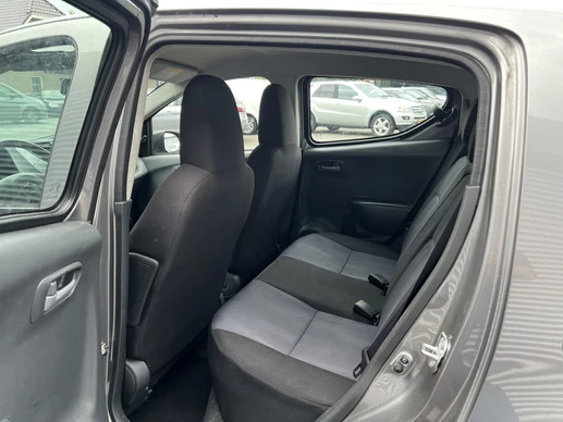 Suzuki Alto - Afbeelding 11 van 17