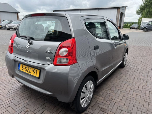 Suzuki Alto - Afbeelding 12 van 17