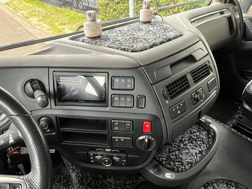 DAF XF480 - Afbeelding 18 van 19