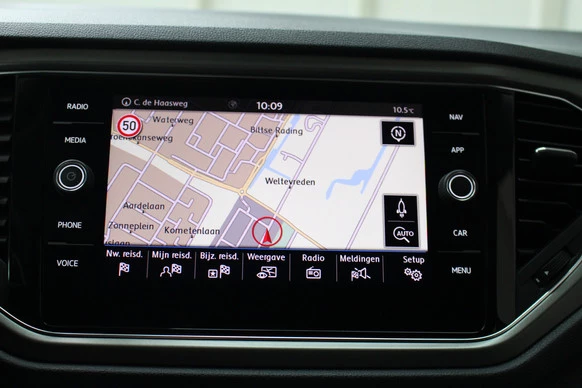 Volkswagen T-Roc - Afbeelding 18 van 22