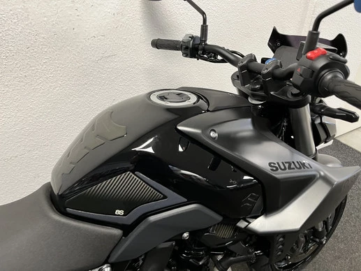 Suzuki GSX - Afbeelding 9 van 18