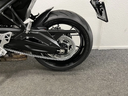 Suzuki GSX - Afbeelding 16 van 18