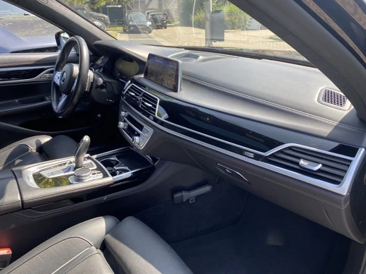 BMW 7 Serie - Afbeelding 12 van 26